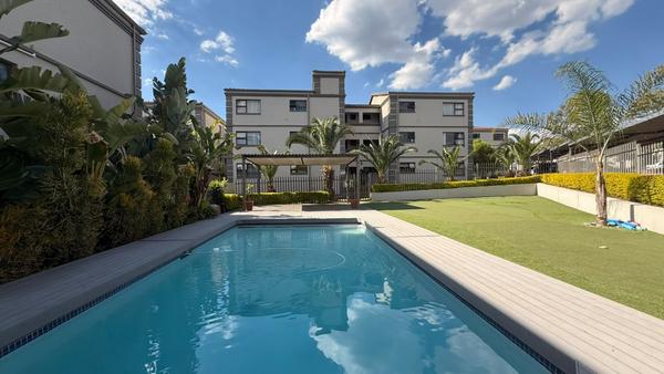 Apartment / Flat For Rent in Paulshof, Sandton